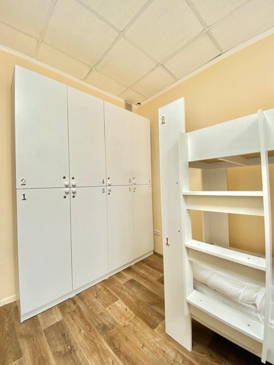 Alma-Ata Hostel Extérieur photo