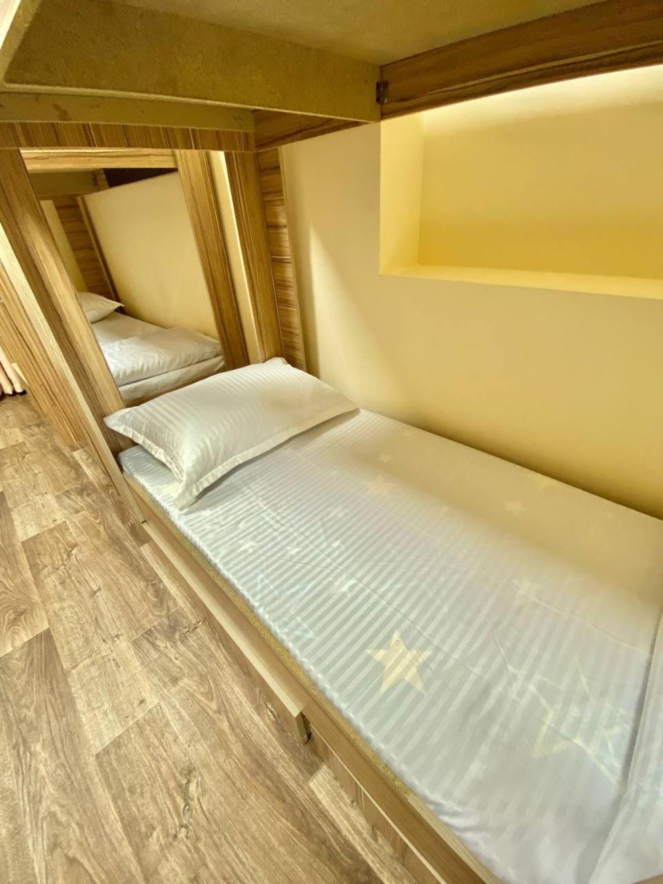 Alma-Ata Hostel Extérieur photo