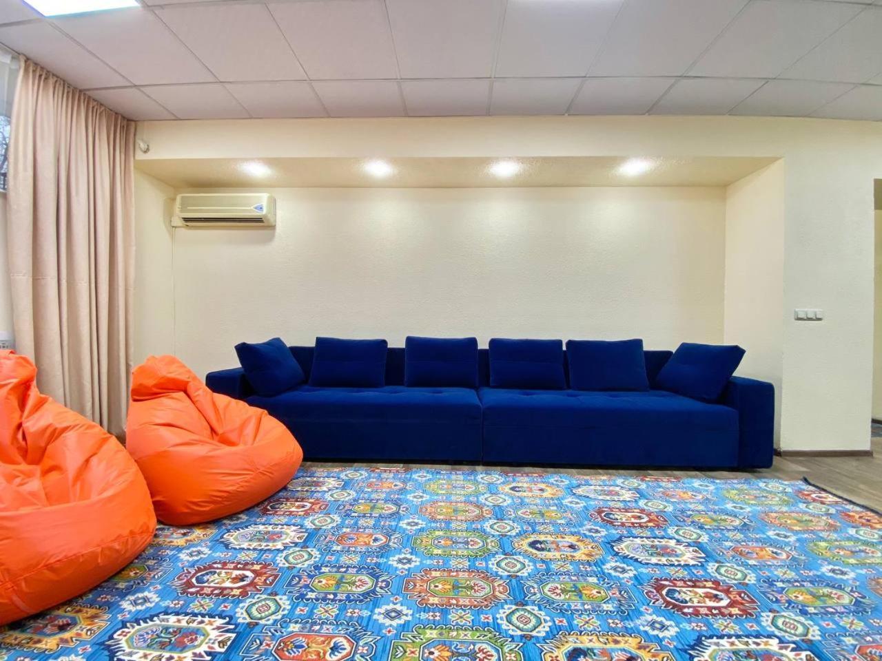 Alma-Ata Hostel Extérieur photo